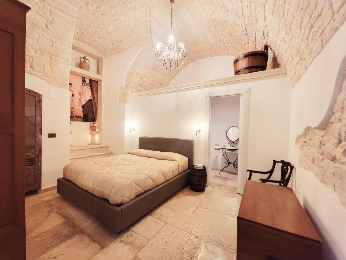 Giovinazzo Historic Apulia Old Town Stone House With Private Patio Apartman Kültér fotó