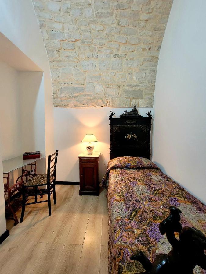 Giovinazzo Historic Apulia Old Town Stone House With Private Patio Apartman Kültér fotó