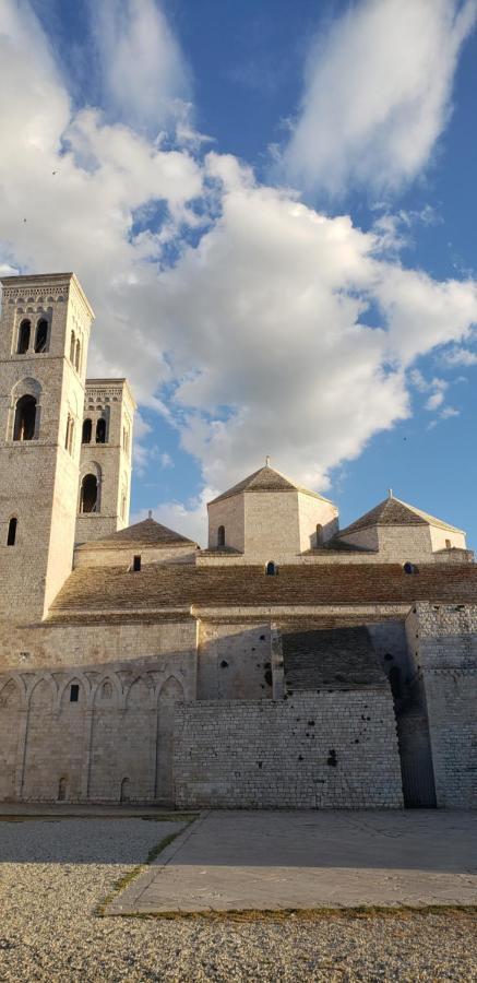 Giovinazzo Historic Apulia Old Town Stone House With Private Patio Apartman Kültér fotó