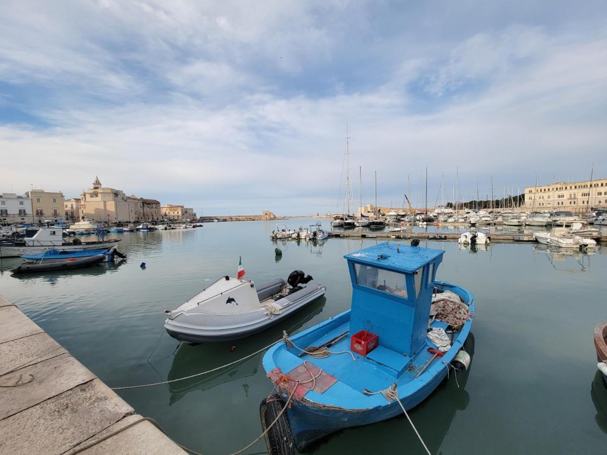 Giovinazzo Historic Apulia Old Town Stone House With Private Patio Apartman Kültér fotó